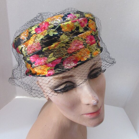 1960 Era Pill Box Hat Colorful Brocade Gold Threading - Picture 2 of 11